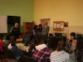 13-В компютърния кабинет...